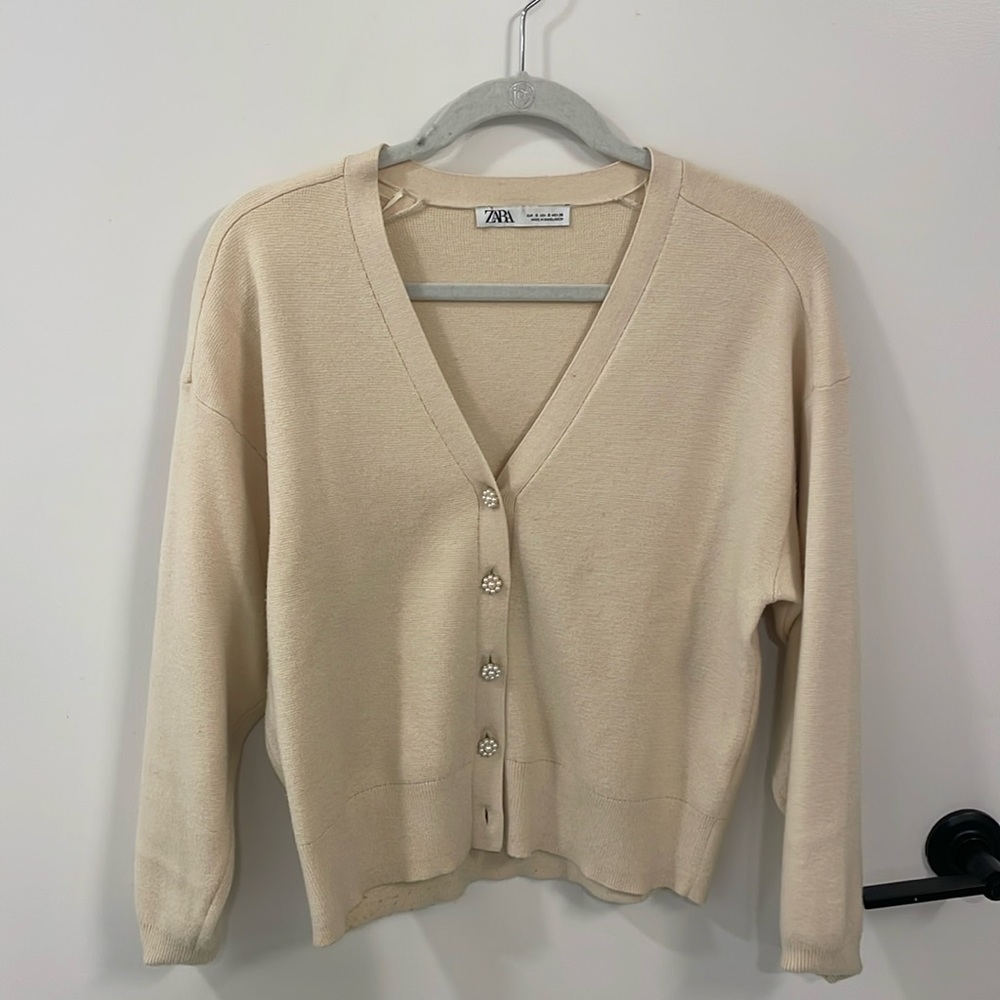 Zara beige cardigan with pearl buttons